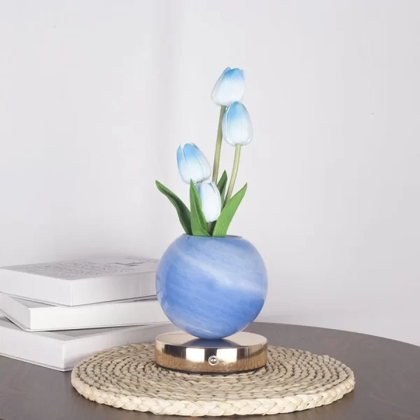 New tulip night light, simulated flower bouquet table lamp, decorative bedroom bedside mood light, dreamy planet lamp