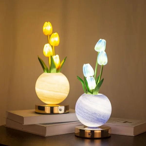 New tulip night light, simulated flower bouquet table lamp, decorative bedroom bedside mood light, dreamy planet lamp